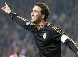 悟空体育-TNT桑托斯与内马尔续约协议接近完成 新合同将延续至2026年夏季