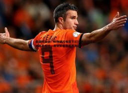 悟空体育-截胡阿森纳！利物浦闪电签下17岁索尔福德城新星赖特，青训军备竞赛再升级